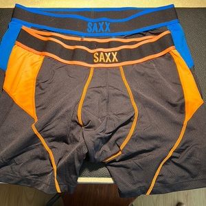 2 pairs of Saxx Kinetic boxer briefs XL
